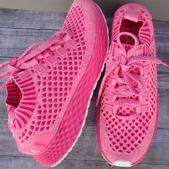 SIZE 7. NOBULL diamond knit runner women's activewear  running sneakers shoes. - Picture 1 of 16